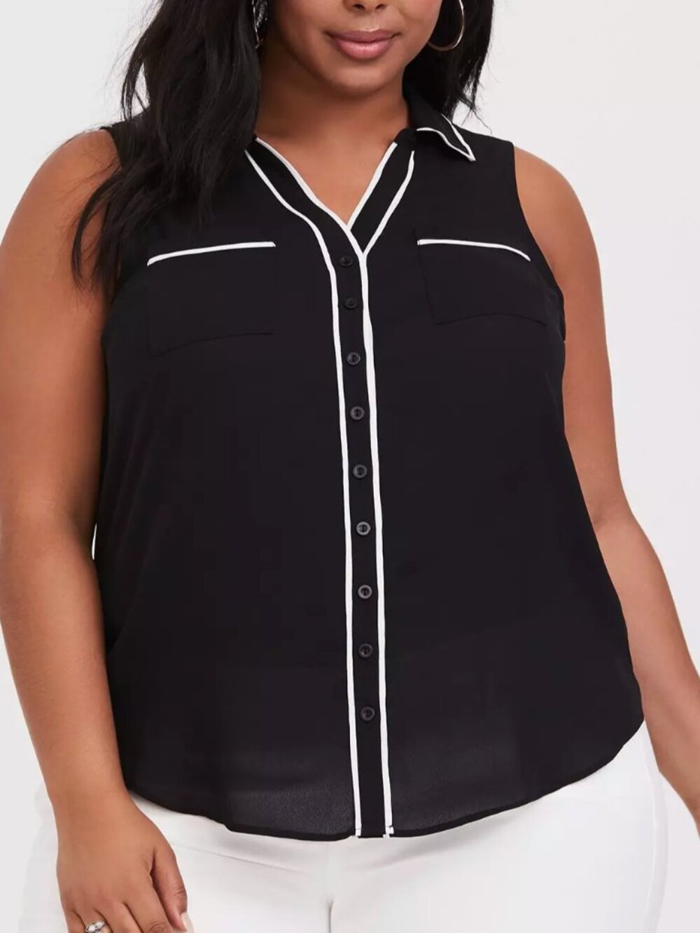 NEW NWT TORRID 2 Plus Size Madison Georgette Button Down Sleeveless Shirt Black
